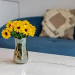 Peaceful 1Br Getaway Near Mtl Village