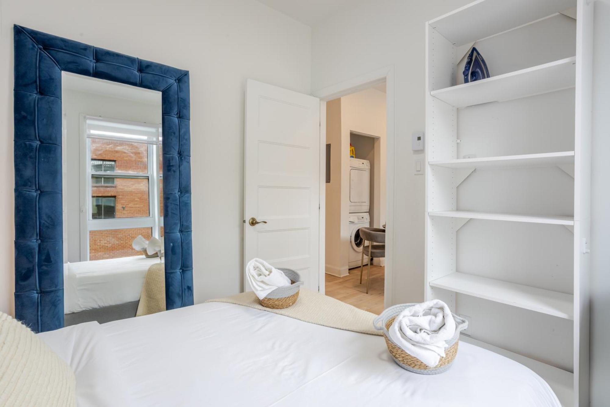Peaceful 2br Getaway Near Mtl Village *